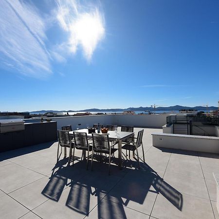 Fux Penthouse Whirlpool Meerblick 扎达尔 外观 照片